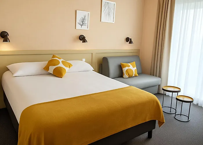 Cit\'Hotel Logis De Brou, Bourg En Bresse