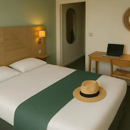 Cit'Hotel Logis De Brou, Bourg En Bresse Esterno foto