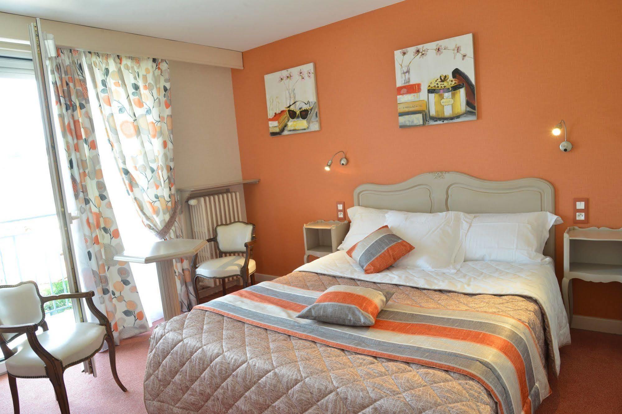 Hotel Cit'hotel Le Logis De Brou 3*